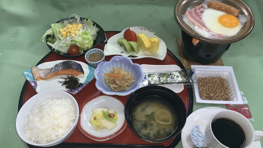 【朝食付スタンダード】和定食の朝ごはんを館内レストランでご用意◇ゆったりベッドでリラックス♪